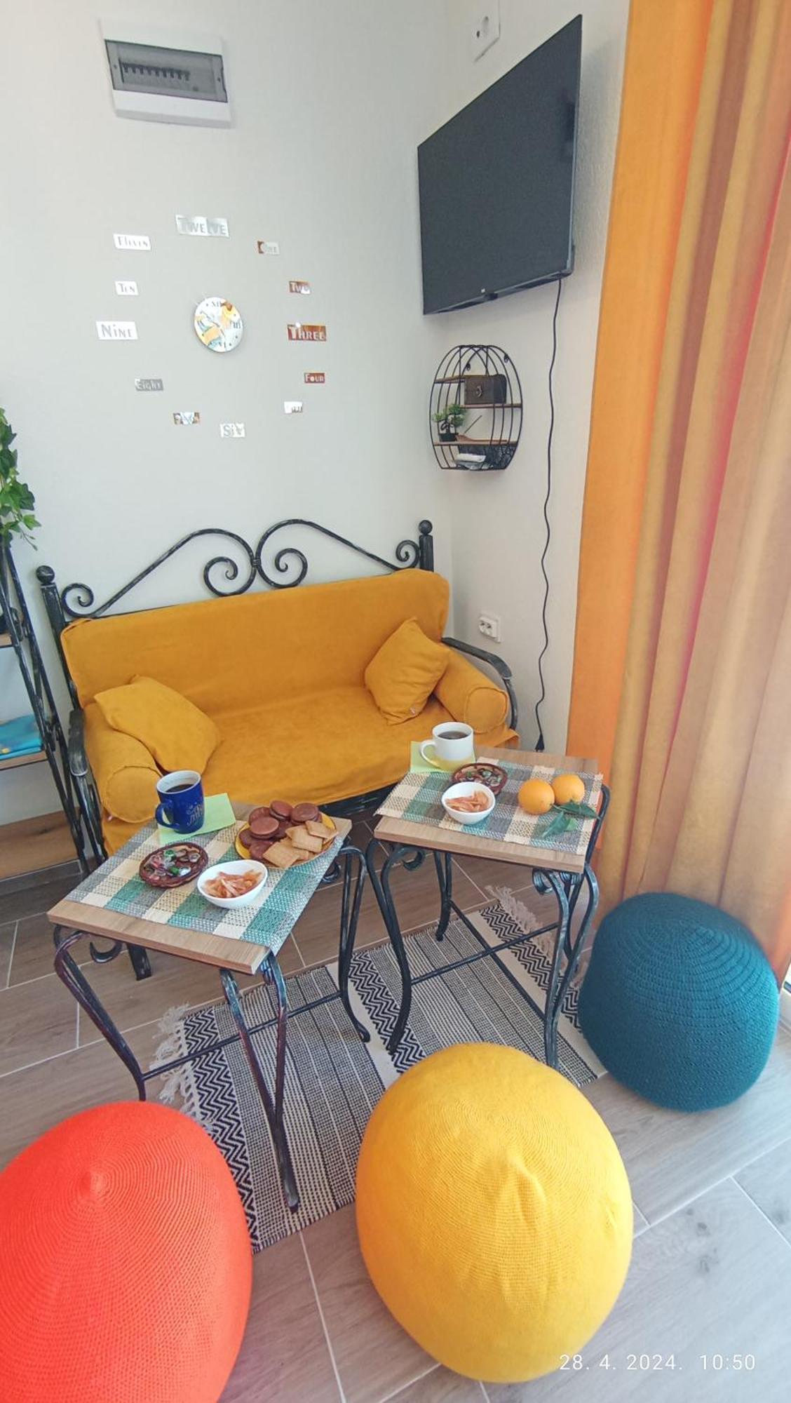 Lustica Apartments Екстер'єр фото